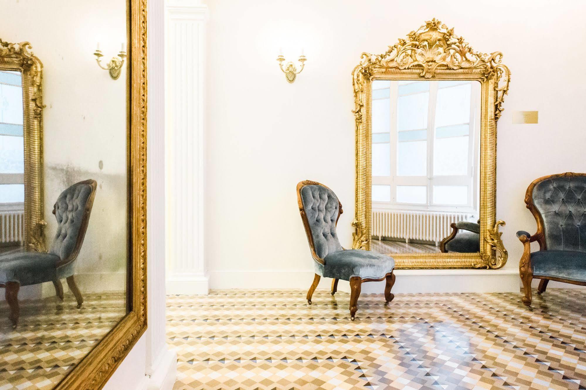 Anakena House Bed & Breakfast บาร์เซโลนา ภายนอก รูปภาพ